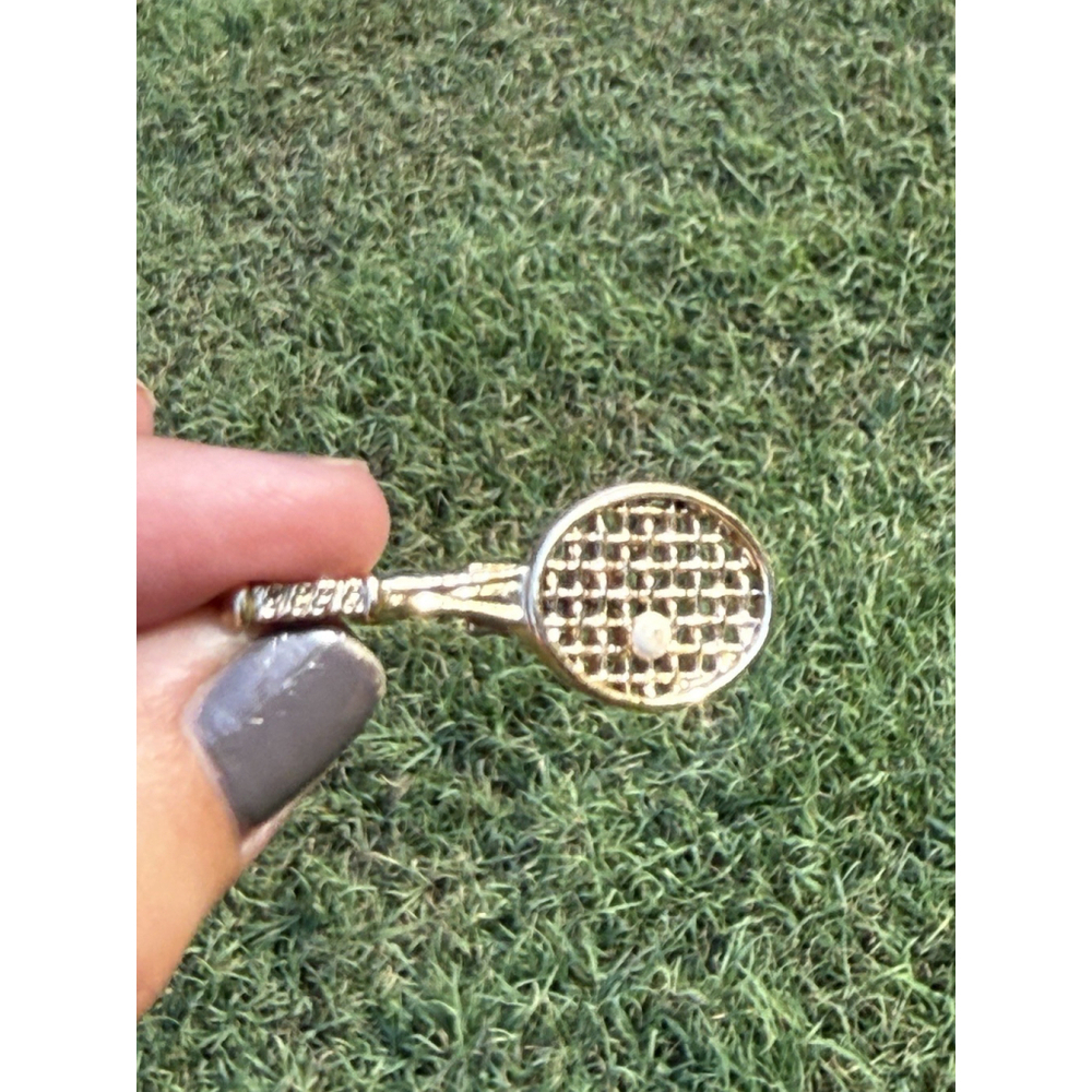 Tennis Racket with Pearl Ball GERRYS? Vintage Gold Pin Brooch Pendant